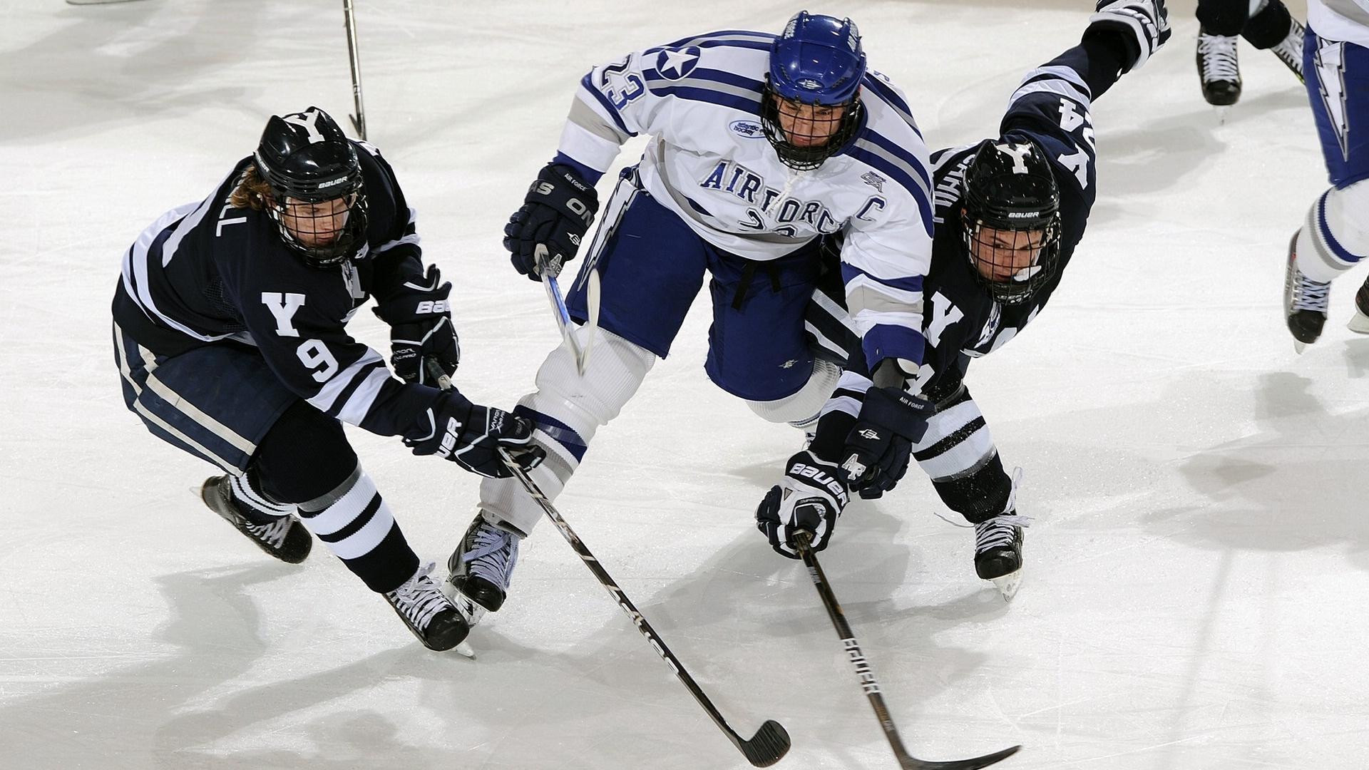 黑马逆袭！无名小将爆冷击败世界冠军，改写赛事历史【九游体育入口】