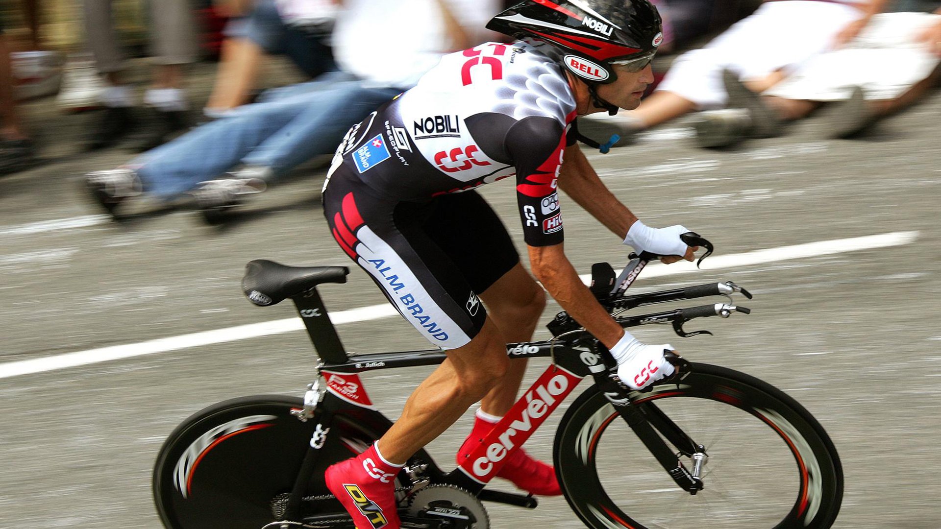 德甲联赛激战正酣，拜仁慕尼黑与多特蒙德上演巅峰对决-九游体育官网