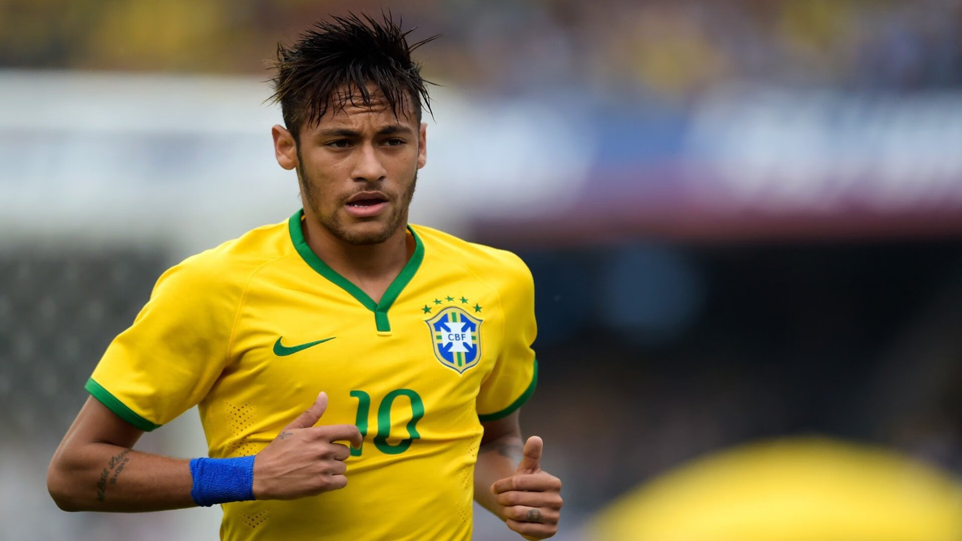 百米飞人巅峰对决，新星闪耀 传奇延续