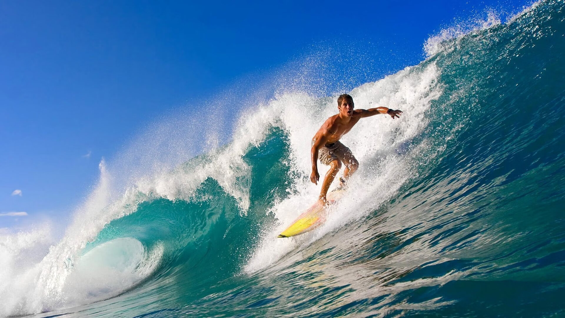 九游体育官网|NBA总决赛激战正酣，勇士队主场逆转凯尔特人夺赛点